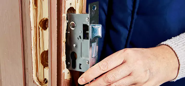 Garage Door Lock Replacement Salem